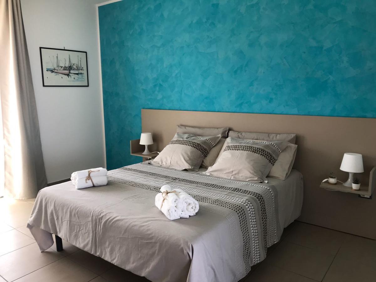 Appartamento Gambero Beach Santa Teresa Di Riva Dış mekan fotoğraf