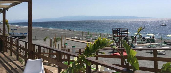 Appartamento Gambero Beach Santa Teresa Di Riva Dış mekan fotoğraf
