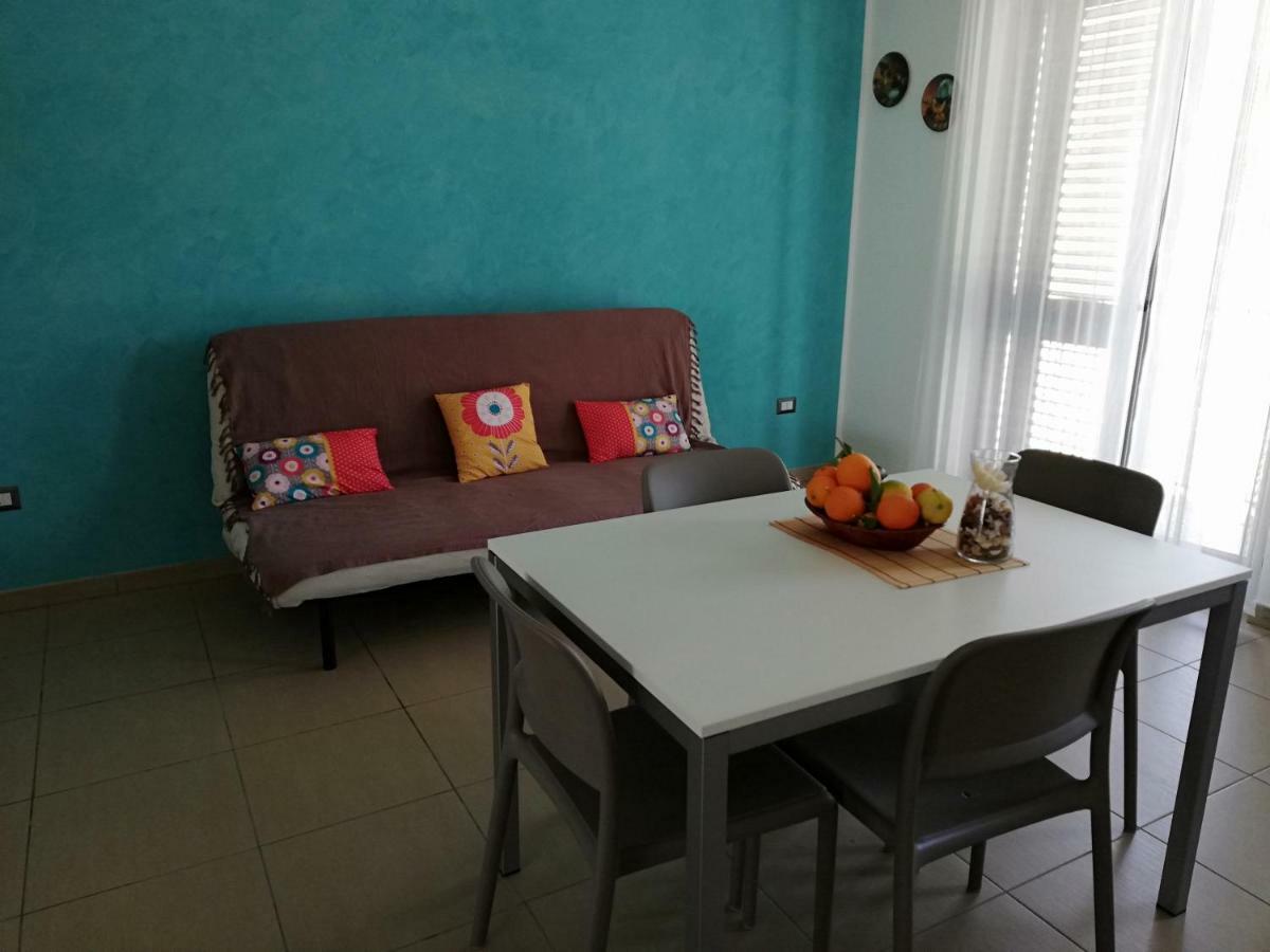 Appartamento Gambero Beach Santa Teresa Di Riva Dış mekan fotoğraf